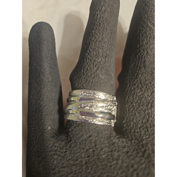 PAPARAZZI Silver Ring One size fits most! - Picture 2 of 4